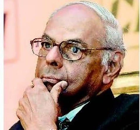 Transgender Women Suddenly Road Block on Chennai Marina - Photo Story