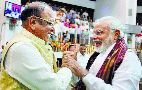 அயோத்தியில் ராமர் கோயில் கட்டுங்கள் மோடி: காங்கிரஸ் தலைவர் வகேலாவின் பேச்சால் பரபரப்பு