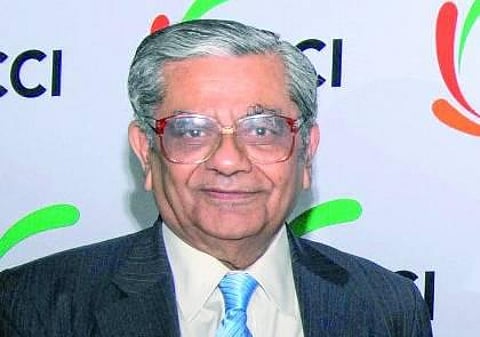 ஜெகதீஷ் பகவதி- இவரைத் தெரியுமா?