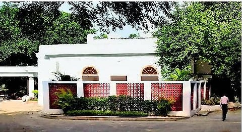 மன்மோகன் சிங் ‘வனவாசம்’