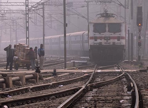 ரயில்கள் தடம்புரள்வதைத் தடுக்க நவீன முறையில் தண்டவாள பராமரிப்பு: ரயில்வே நிர்வாகம் நடவடிக்கை