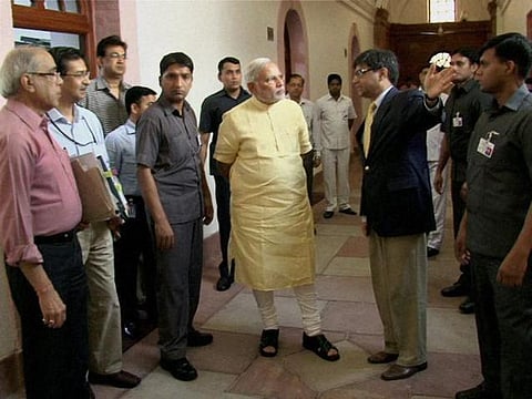 மோடியின் 10 அம்சங்கள் வளர்ச்சிக்கு வழிவகுக்கும்: ஐஏஎஸ் அதிகாரிகள்