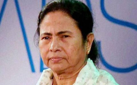 மேற்கு வங்கத்தில் அராஜகத்தை வளர்க்கிறார் மம்தா: பாஜக குற்றச்சாட்டு