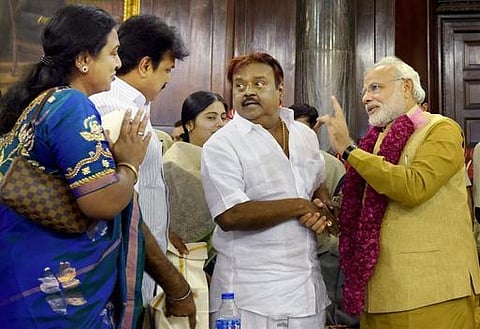 தமிழக பிரச்சினைகளை தீர்க்கக் கோரி பிரதமருக்கு விஜயகாந்த் கடிதம்