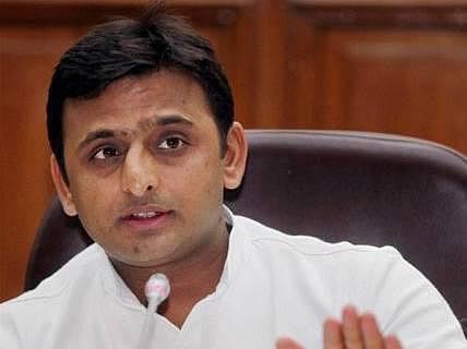 உ.பி பலாத்கார வழக்கு: சிபிஐ விசாரணைக்கு அகிலேஷ் அரசு ஒப்புதல்; குற்றவாளிகளை மக்கள் முன் தூக்கிலிட பெற்றோர் கோரிக்கை