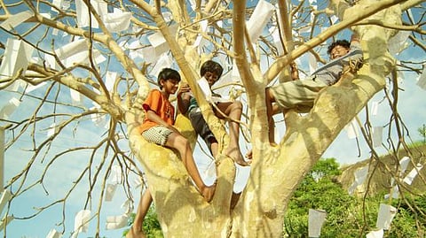 திரை விமர்சனம்: பூவரசம் பீப்பீ