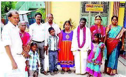 இசையால் இணைந்த விழி இழந்த ஜோடி: பண்ருட்டியில் ஒரு பரவச காதல் திருமணம்