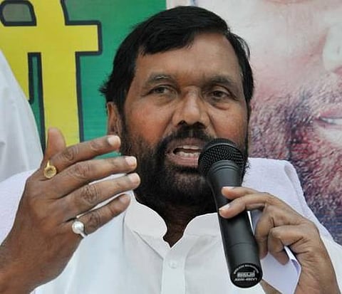 உ.பி. பலாத்கார வழக்கை விரைவாக விசாரிக்க பாஸ்வான் கோரிக்கை