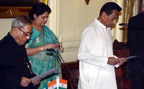 16-வது மக்களவை கூட்டத் தொடர் தொடங்கியது: மறைந்த அமைச்சருக்கு இரங்கல் தெரிவித்து ஒத்திவைப்பு