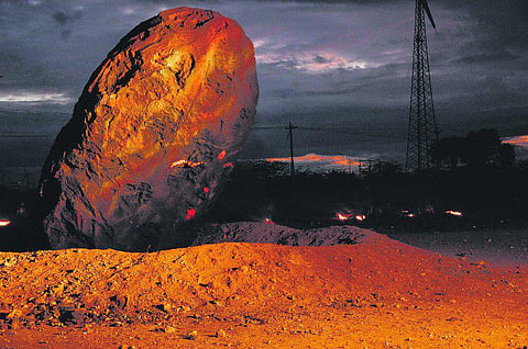 வாழ்க்கையை மாற்றும் விண்கல்: இயக்குநர் ஆனந்த்