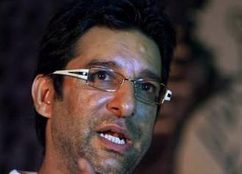 நான் என்ன பழம் விற்கவா போகவேண்டும்-வாசிம் அக்ரம் காட்டம்