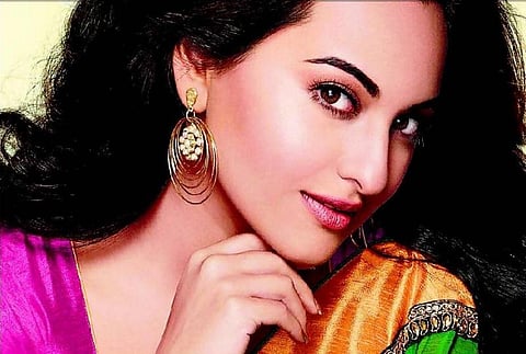 சோனாக்ஷிக்கு முதலிடம்