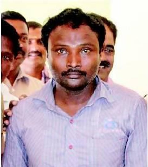 சச்சின் வீடு முதல் ரஜினி வீடு வரை....: கடத்தப்பட்ட சிறுமியுடன் ஊர் ஊராக சுற்றிய கொலையாளி