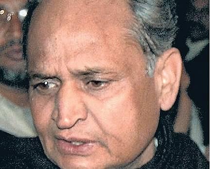 ஜெய்ப்பூரில் 108 ஆம்புலன்ஸ் சேவையில் 2.58 கோடி ஊழல் புகார்- கார்த்தி சிதம்பரம் உள்பட 8 பேர் மீது வழக்கு