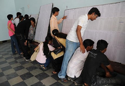 மருத்துவ ரேங்க் பட்டியல் தள்ளிவைப்பு: மறுகூட்டல், மறுமதிப்பீடு தாமதம் எதிரொலி