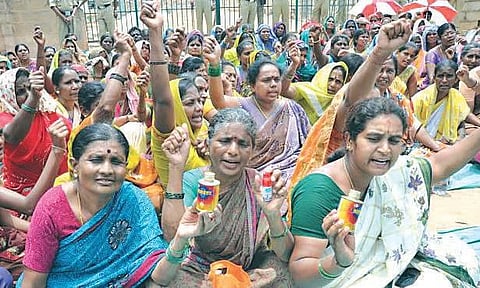 கர்நாடகாவை திணற வைக்கும் குப்பை- பிரச்சினையை சமாளிக்க தமிழக உதவியை நாட முடிவு