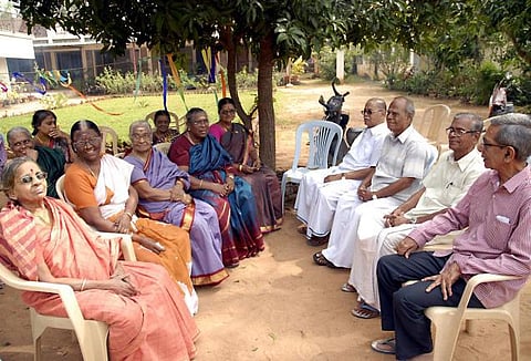 50% முதியோர்கள் அவமதிக்கப்படுகிறார்கள்: தன்னார்வத் தொண்டு நிறுவனம் மேற்கொண்ட ஆய்வில் தகவல்