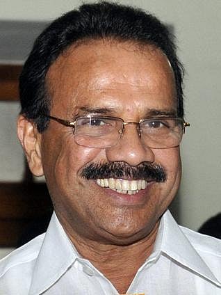 ரயில் கட்டணம் உயர்கிறது: அமைச்சர் சூசக தகவல்