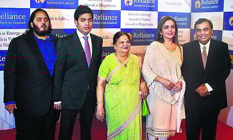 ரூ.1.80 லட்சம் கோடி முதலீடு: ரிலையன்ஸ் திட்டம்