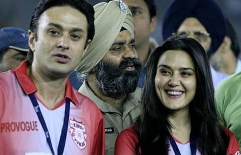 ப்ரீத்தி ஜிந்தா விவகாரம்: நெஸ் வாடியா தந்தைக்கு போலீஸ் பாதுகாப்பு