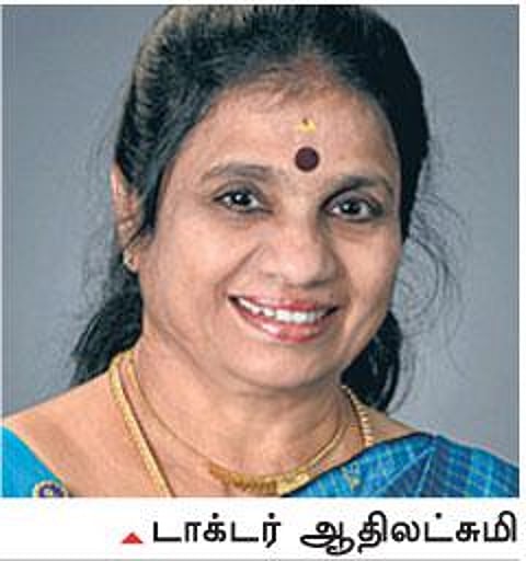 பெற்றோரும் ஆசிரியர்களும் பிள்ளைகளை புரிந்துகொள்வது எப்படி?: பயிற்சிப் பட்டறைகள் நடத்தும் பெண் மருத்துவர்