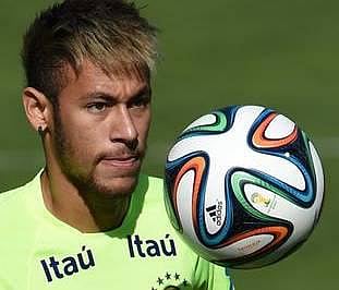 கடி மன்னன் சுவாரேஸ் போல் கடி விளையாட்டில் ஈடுபட்ட நெய்மார், ஃபிரெட்