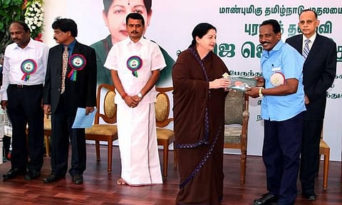 463 புதிய பேருந்துகள் சேவையை முதல்வர் ஜெயலலிதா தொடங்கி வைத்தார்