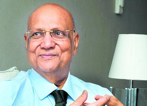 ஸ்வராஜ் பாலுக்கு வாழ்நாள் சாதனையாளர் விருது