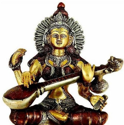 தேவ கானம் சிறந்ததா? மனித கானம் சிறந்ததா?