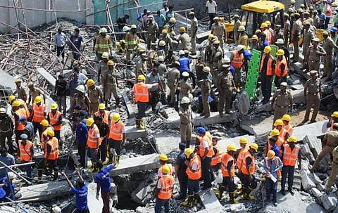 சென்னை போரூர் அருகே 11 மாடி கட்டிடம் தரைமட்டம்: பலி 11 ஆக அதிகரிப்பு; தொடர்கிறது மீட்புப் பணி