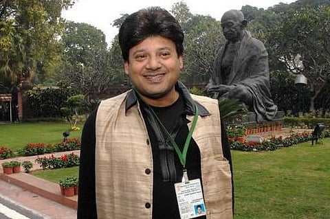 திரிணமூல் எம்.பி.யின் சர்ச்சை கருத்து: மன்னிப்பு கேட்டார் மனைவி