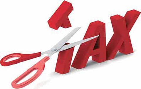 80-சி வரி விலக்கு உச்ச வரம்பு ரூ. 2 லட்சமாக உயர்த்தப்படலாம்: நிதி அமைச்சகம் ஆலோசனை