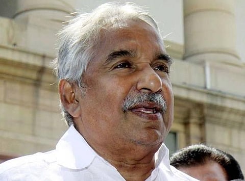 இராக்கில் சிக்கிய செவிலியர்களை மீட்க விரைவு நடவடிக்கை: சுஷ்மாவிடம் கேரள முதல்வர் வலியுறுத்தல்