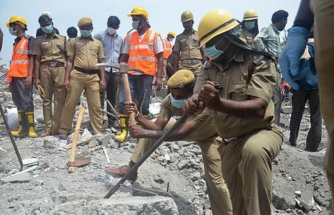 மவுலிவாக்கம் கட்டிட விபத்து - மீட்புப் பணிகள் 2 நாட்களில் முடியும்: டிஐஜி தகவல்