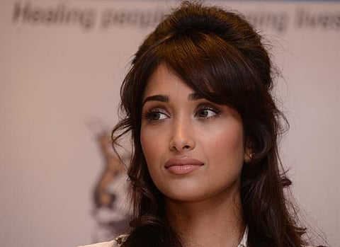 நடிகை ஜியா கான் மரணம்: சிபிஐ விசாரிக்க நீதிமன்றம் உத்தரவு