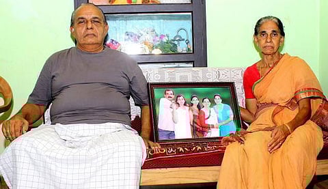 இராக்கில் கடத்தப்பட்ட இந்திய நர்ஸ்கள் இருட்டு அறையில் அடைப்பு