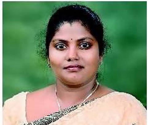 திருமாவளவன் கட்சியினர் கொலை மிரட்டல் விடுக்கின்றனர்: டிஜிபியிடம் இளம்பெண் புகார்