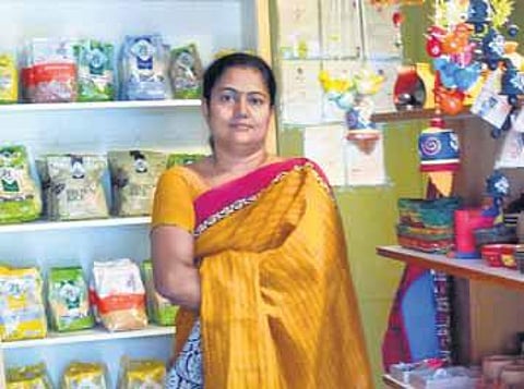 அரிசி, பருப்பில் இருந்து அப்பளம், வடகம் வரை அத்தனையும் இயற்கை வேளாண் பொருட்கள்