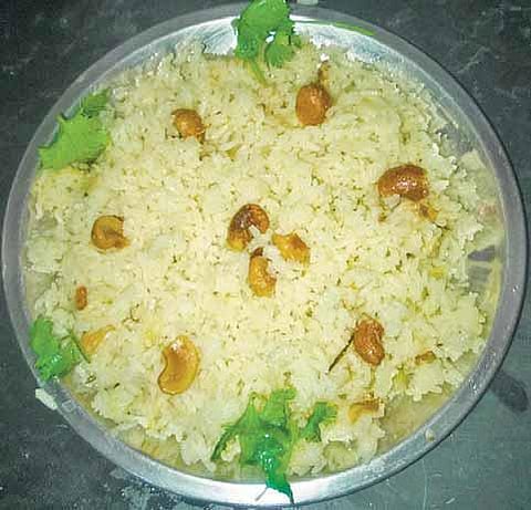 சுவைக்கத் தூண்டும் உதக்கம் - தேங்காய்ப் பால் சாதம்