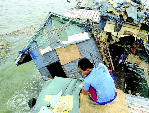 பிலிப்பின்ஸில் புயல் தாக்குதல்: பலியானோர் எண்ணிக்கை 38 ஆக உயர்வு