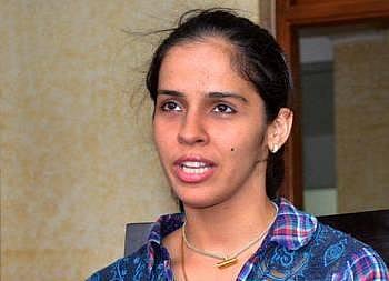 காமன்வெல்த்: சாய்னா விலகல்