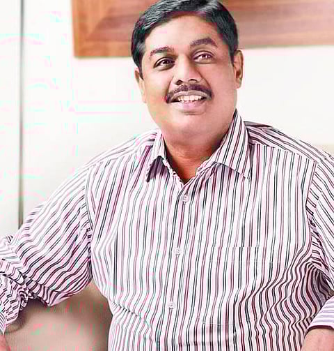 பணியாளர்களை நம்புகிறேன், வளர்ச்சி வசமாகிறது