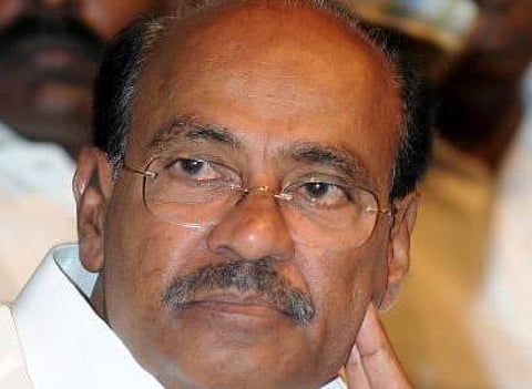 மணல் கடத்தல் கும்பலை அரசு ஒடுக்க வேண்டும்: ராமதாஸ் வலியுறுத்தல்