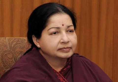 உயிரிழந்த தலைமைக் காவலர் குடும்பத்துக்கு ரூ.10 லட்சம்: முதல்வர் உத்தரவு