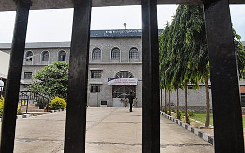 இந்தியச் சிறைகளில் 65% விசாரணைக் கைதிகளே உள்ளனர்