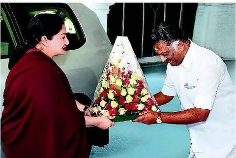 செங்கல்பட்டு அருகே 330 ஏக்கரில் ரூ.130 கோடியில் மருத்துவப் பூங்கா: முதல்வர் ஜெயலலிதா அறிவிப்பு