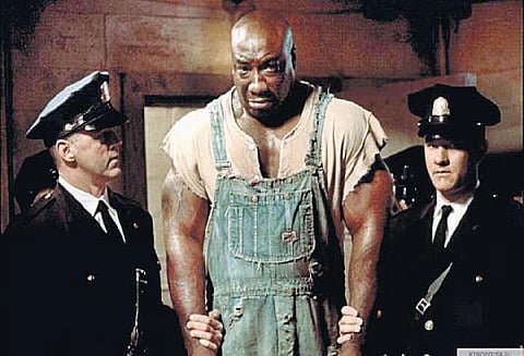 தி கிரீன் மைல்: மனதுக்கும் மரணத்துக்குமான தூரம்