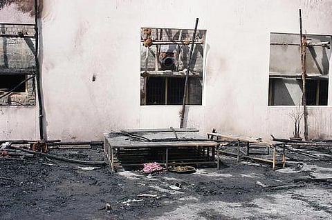 ஸ்ரீரங்கம் திருமண மண்டப தீ விபத்து வழக்கில் கடும் தண்டனை விதிக்கப்படாதது ஏன்? -குற்றப்பத்திரிகை சமர்ப்பிப்பதில் அலட்சியம் காட்டுகிறதா காவல் துறை?