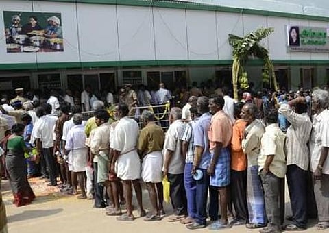 சென்னையில் 2 அரசு மருத்துவமனைகளில் அம்மா உணவகம்: விரைவில் திறக்க முடிவு