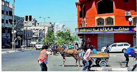 காஸாவில் நெஞ்சை உறைய வைக்கும் இஸ்ரேல் போர் விமானத் தாக்குதல்